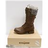 Image 1 : CHELSEE LADIES BOOTS SIZE 10