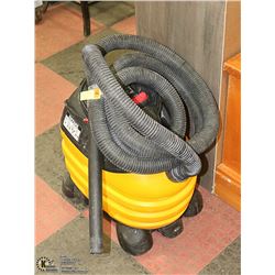 SUPER HAWKEYE SHOP VACUUM  10 GAL, 37.8L 6.5HP