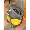 Image 1 : SUPER HAWKEYE SHOP VACUUM  10 GAL, 37.8L 6.5HP