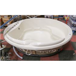 USED JACUZZI TUB AS IS