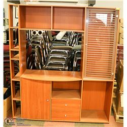 UNCLAIMED TV ENTERTAINMENT STAND