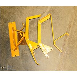 MISC. JOHN DEERE BRACKETS