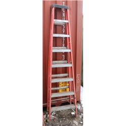 8 FOOT ORANGE FIBREGLASS LADDER
