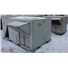 Image 1 : LOT OF 2 LENNOX ROOF TOP UNITS