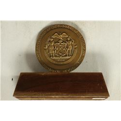 1964-1965 NEW YORK WORLDS FAIR 2 3/4" HIGH RELIEF