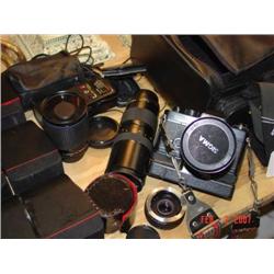 Yashica 35 mm camera with DSB zoom 70-2