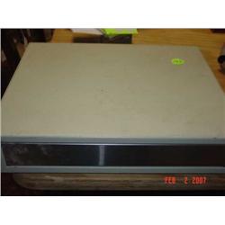 Electric cash drawer