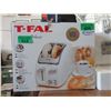 Image 1 : New T-Fal Deluxe 2 Slice Wide Slot Toaster