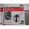 Image 1 : New Lagostina 7.4 Quart Pressure Cooker
