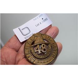 HIGHLANDERS CAP BADGE