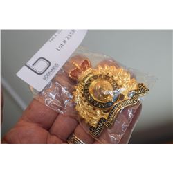 RCMP CAP BADGE (CANTEEN  )