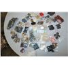 Image 1 : BUTTON LOT