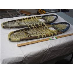 VINTAGE SNOWSHOES (36 X 10 IN WIDE)