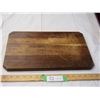 Image 1 : WOODEN CUTTING BOARD