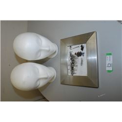 2 FOAM HEADS & FARM PHOTO