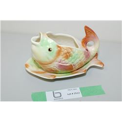 SHORTER & SONS GRAVY BOAT & PLATE