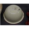 Image 4 : ENAMEL BOWL PLUS OTHER BOWLS, POTTERY TRAY (BEEN REPAIRED) PLUS MISC
