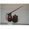 Image 3 : VINTAGE MEASURING TAPE & VINTAGE OILING CANS