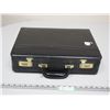 Image 1 : BRIEFCASE