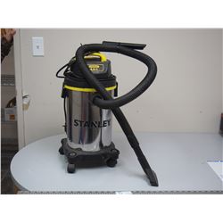 STANLEY SHOP VAC 4HP (WORKING)