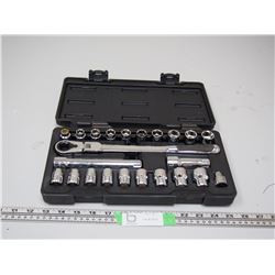 GEAR WRENCH TOOL SOCKET SET