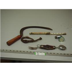 VINTAGE COLLECTIBLE ITEMS