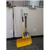 Image 1 : SNOW SCOOP, 6 TIME FORK & ALUMINIUM SHOVEL