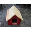 Image 1 : SMALL DOG HOUSE (25" LONG) INSULATED FLOOR