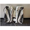 Image 1 : RBK GOALIE PADS