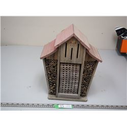 ORNAMENTAL BIRD HOUSE