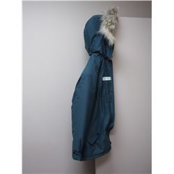 WINTER JACKET HOBO SASKATOON CANADA HYDROFIC WOMENS SIZE 4