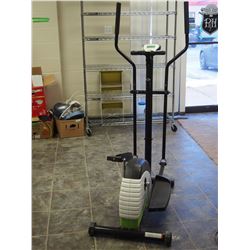 ADVANTAGE FITNESS EXCERISE MACHINE