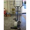 Image 1 : ADVANTAGE FITNESS EXCERISE MACHINE