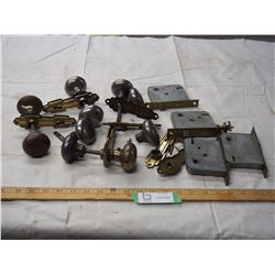 SET OF 8 ANTIQUE DOORKNOBS + LOCKS