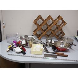 SMALL MEAT CLEAVER, KNIFE & KITCHEN RELATED ITEMS