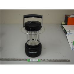 RAYOVAC LANTERN (WORKING) BATTERY POWERED