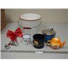 Image 1 : (5) PIECES OF ENAMELWARE PLUS MISC