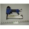 Image 2 : CAMPBEEL HAUSFELD 2" 2 IN 1 NAILER/STAPLER