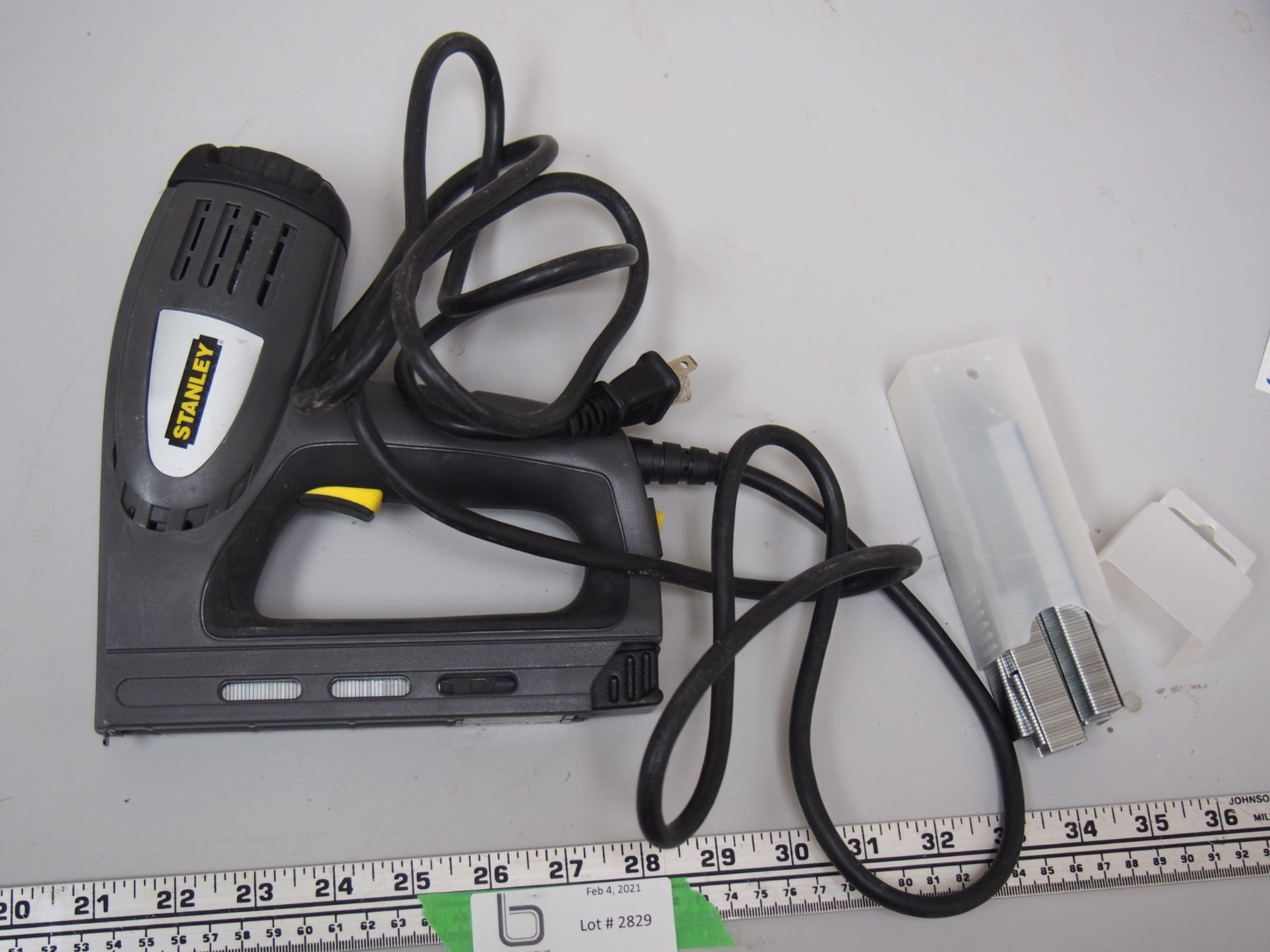 STANLEY SHARPSHOOTER STAPLES TRA SERIES WITH STAPLES