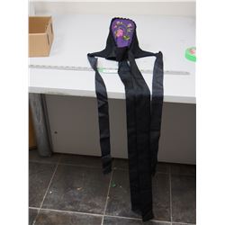 BEADED HEAD COVERING