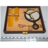 Image 3 : BAKELITE GROOMING KIT WITH CASE