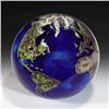 Image 1 : Lundberg Studios Large Worldweight Paperweight