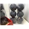 Image 1 : Lot of Cable Knit Shatter-Resistant Ornaments