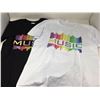 Image 1 : lot of 2x shirts, one black and one white, size medium