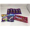 Image 1 : Lot of assorted chocolate and candy