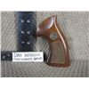Image 1 : Dan Wesson Checkered Grips