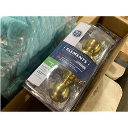 Case of WeiserElements Passage Knobs