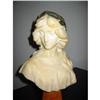 Image 1 : Exquisite Alabaster/Marble Sculp. signed #1381384