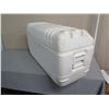 Image 3 : Igloo MaxCold Premium Cooler 160 Quart (280 Cans) 40"L x 22"H