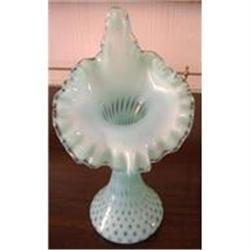 Fenton Fine Dot Tulip Vase #1418191